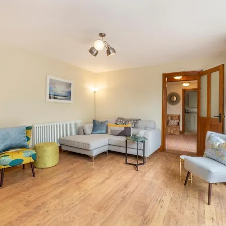 Creamery With Games And Free Parking Apartment