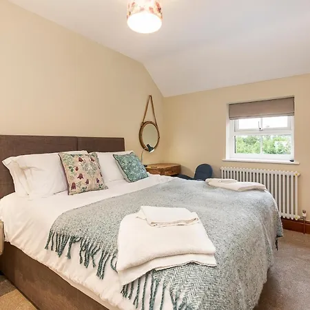 Apartment Creamery With Games And Free Parking