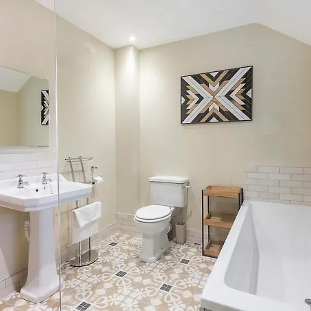 Creamery With Games And Free Parking Apartment *